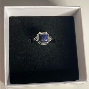 Midnight blue ring